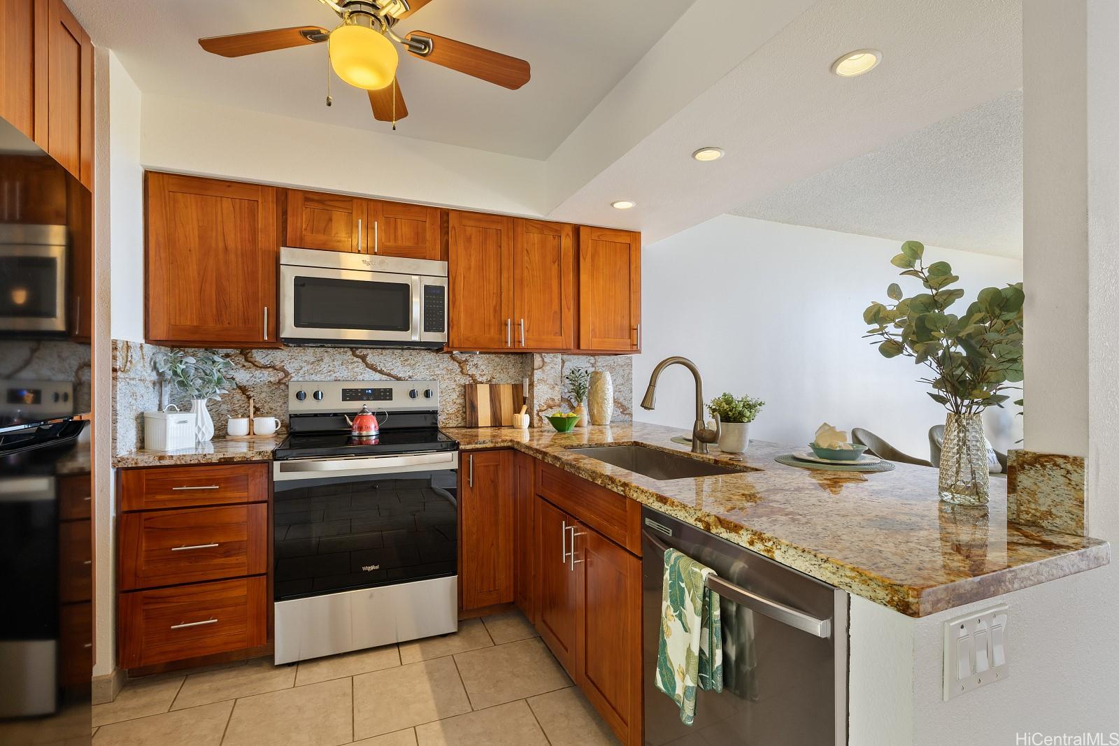 84-770 Kili Drive J633
