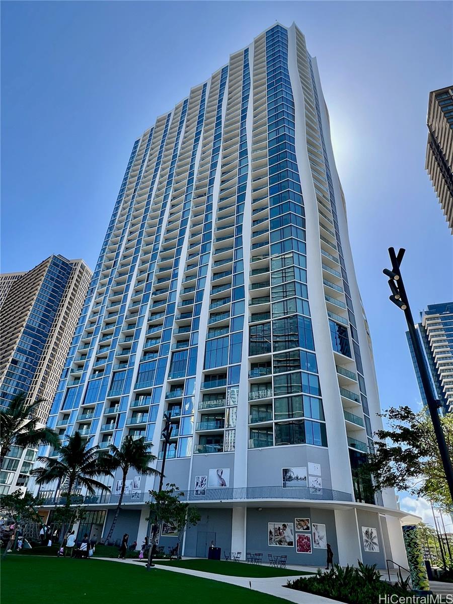 1000 Auahi Street 3403