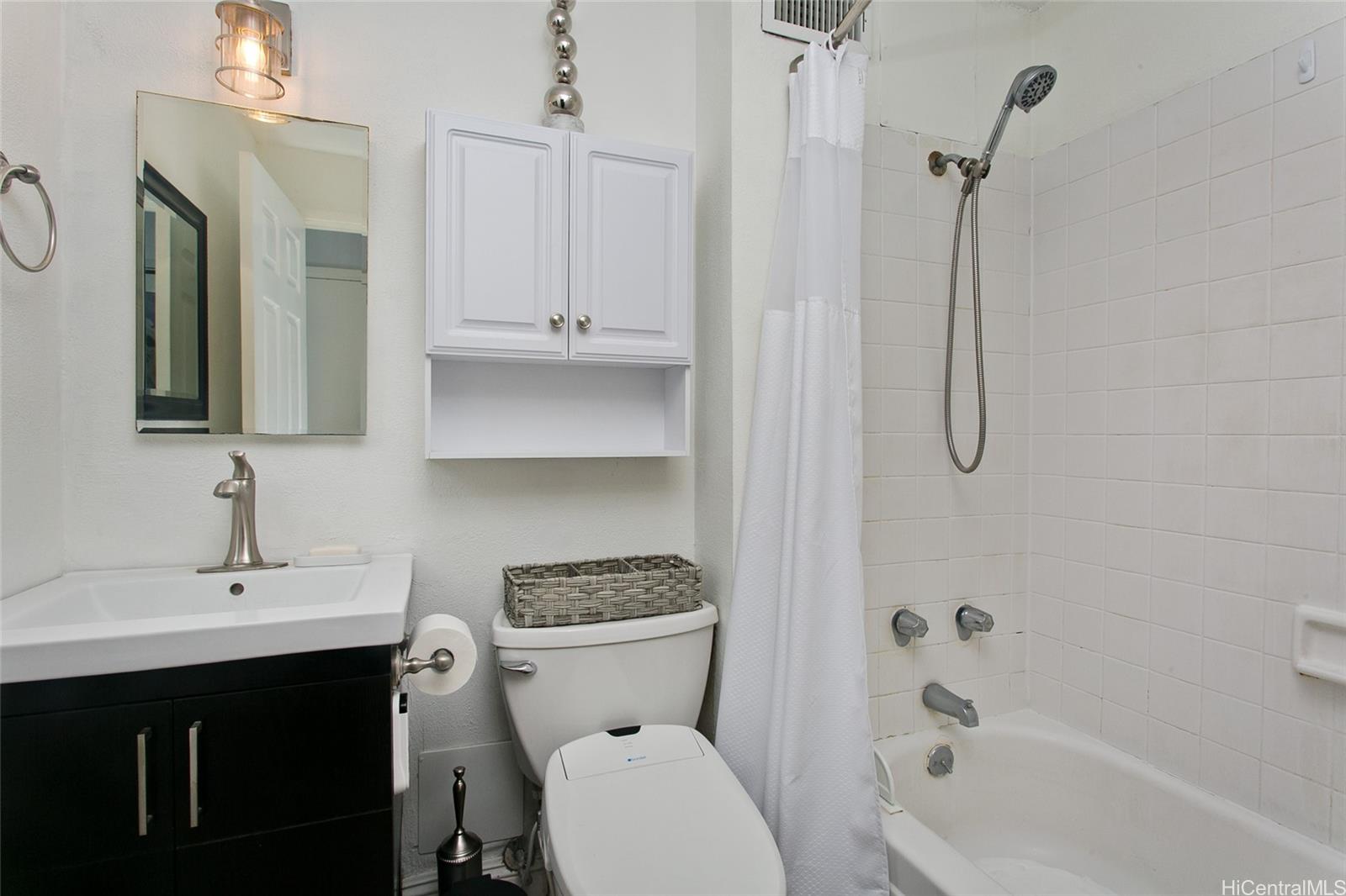 2211 Ala Wai Boulevard  Unit 3004