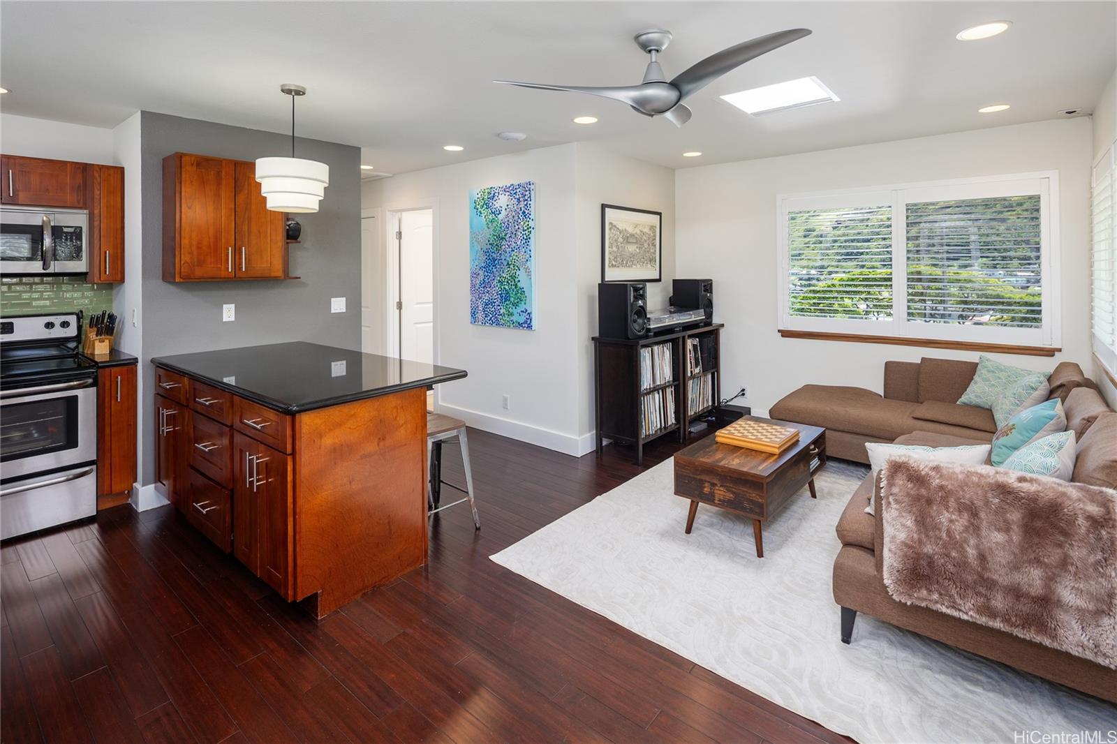 2123 10th Avenue  Unit D