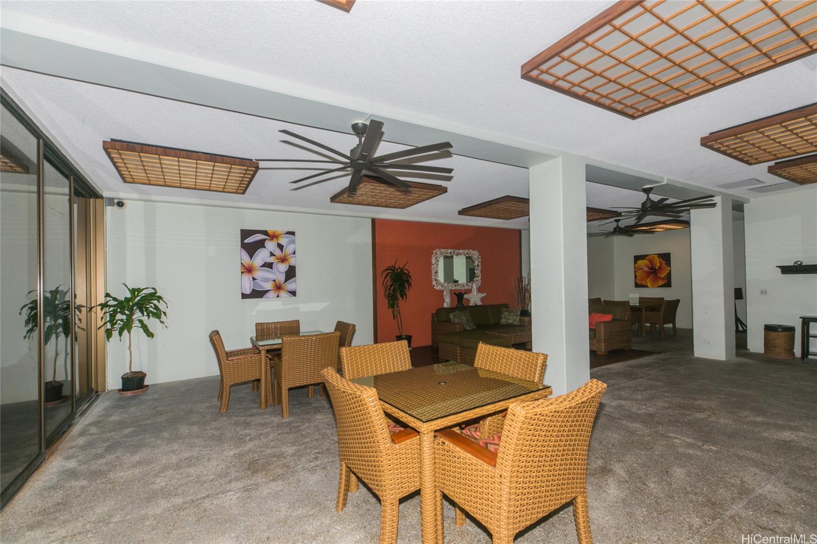 521 Hahaione Street  Unit 2/1F