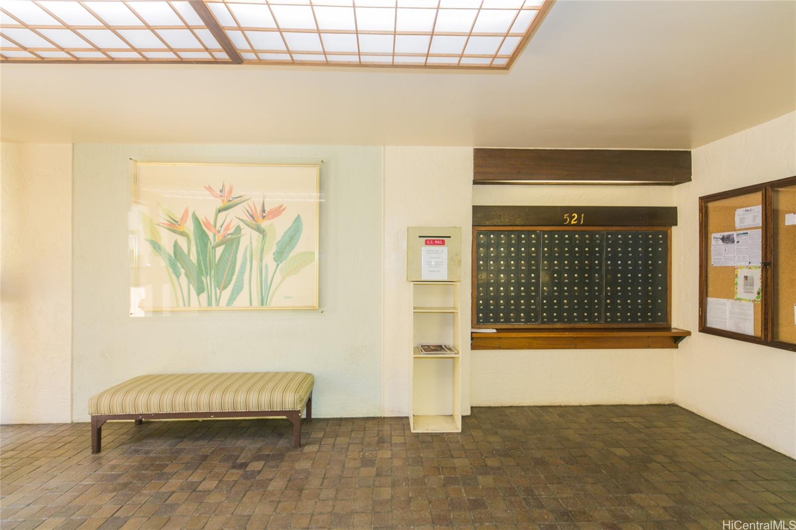 521 Hahaione Street  Unit 2/1F