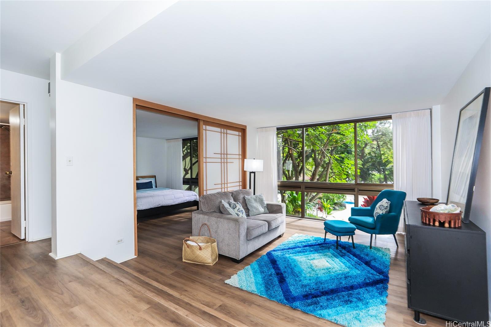 521 Hahaione Street  Unit 2/1F