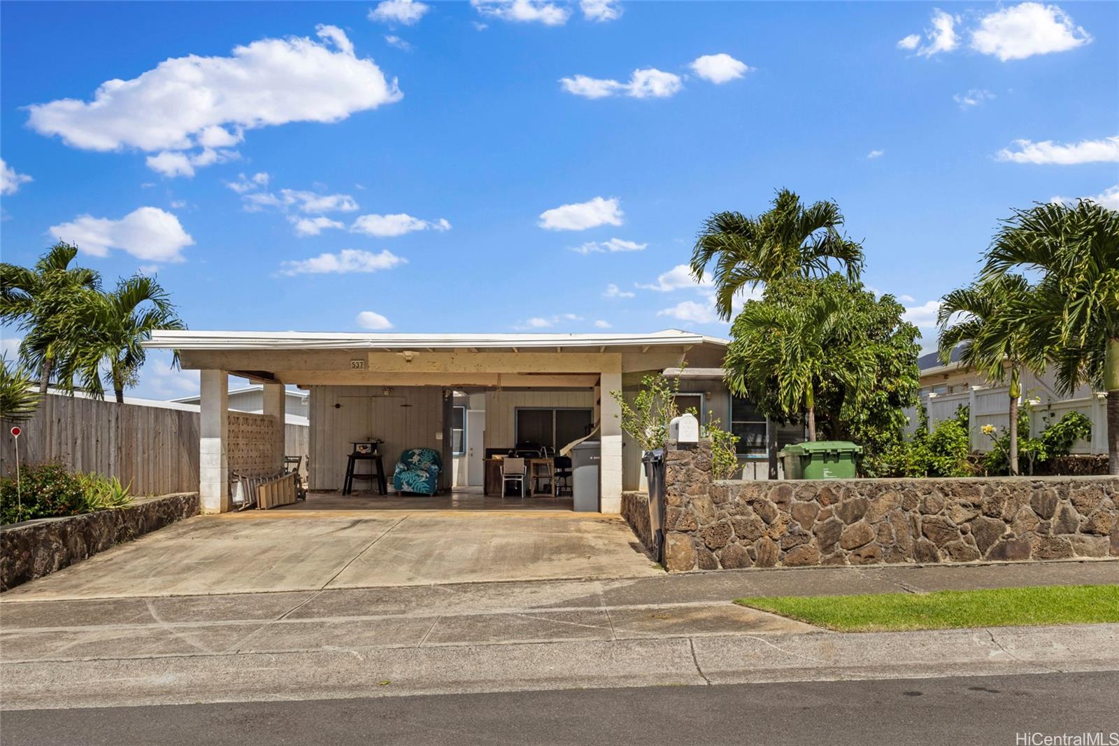 537 Kekupua Street
