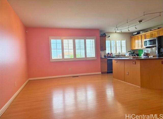91-1185 Kaiau Avenue  Unit 705