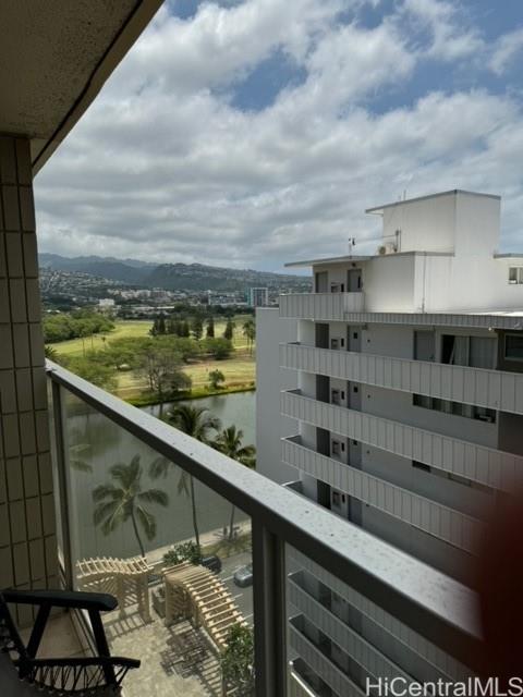 Photo 6 of 7