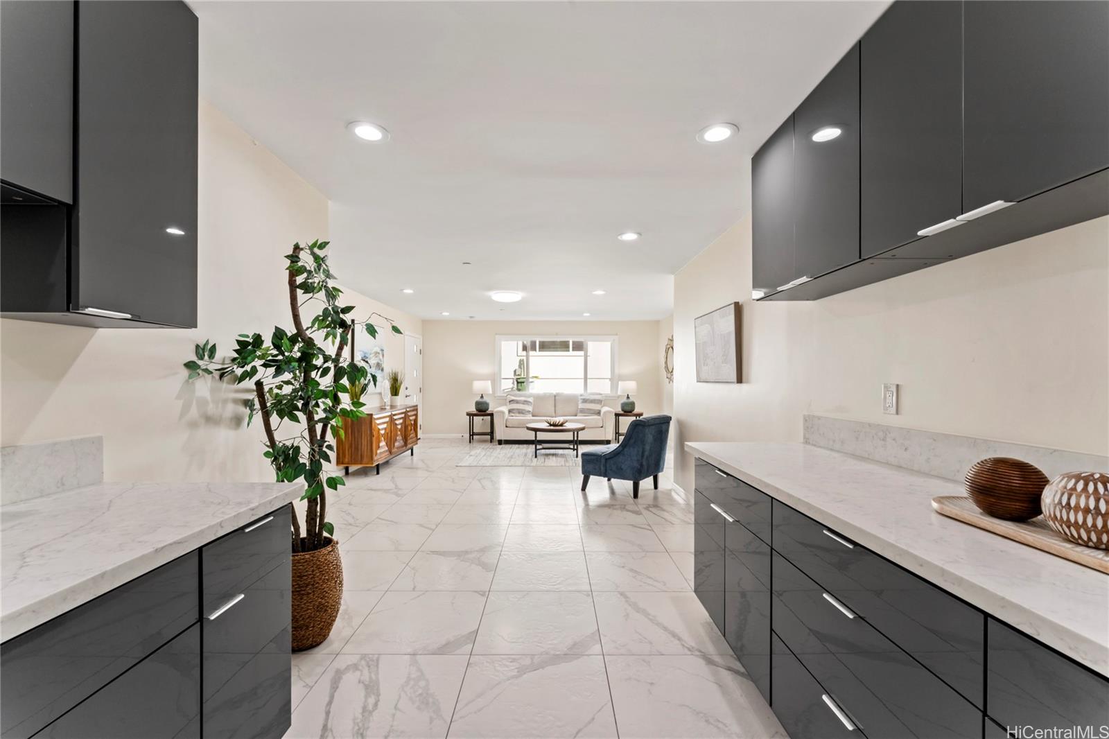 928 9th Avenue  Unit C