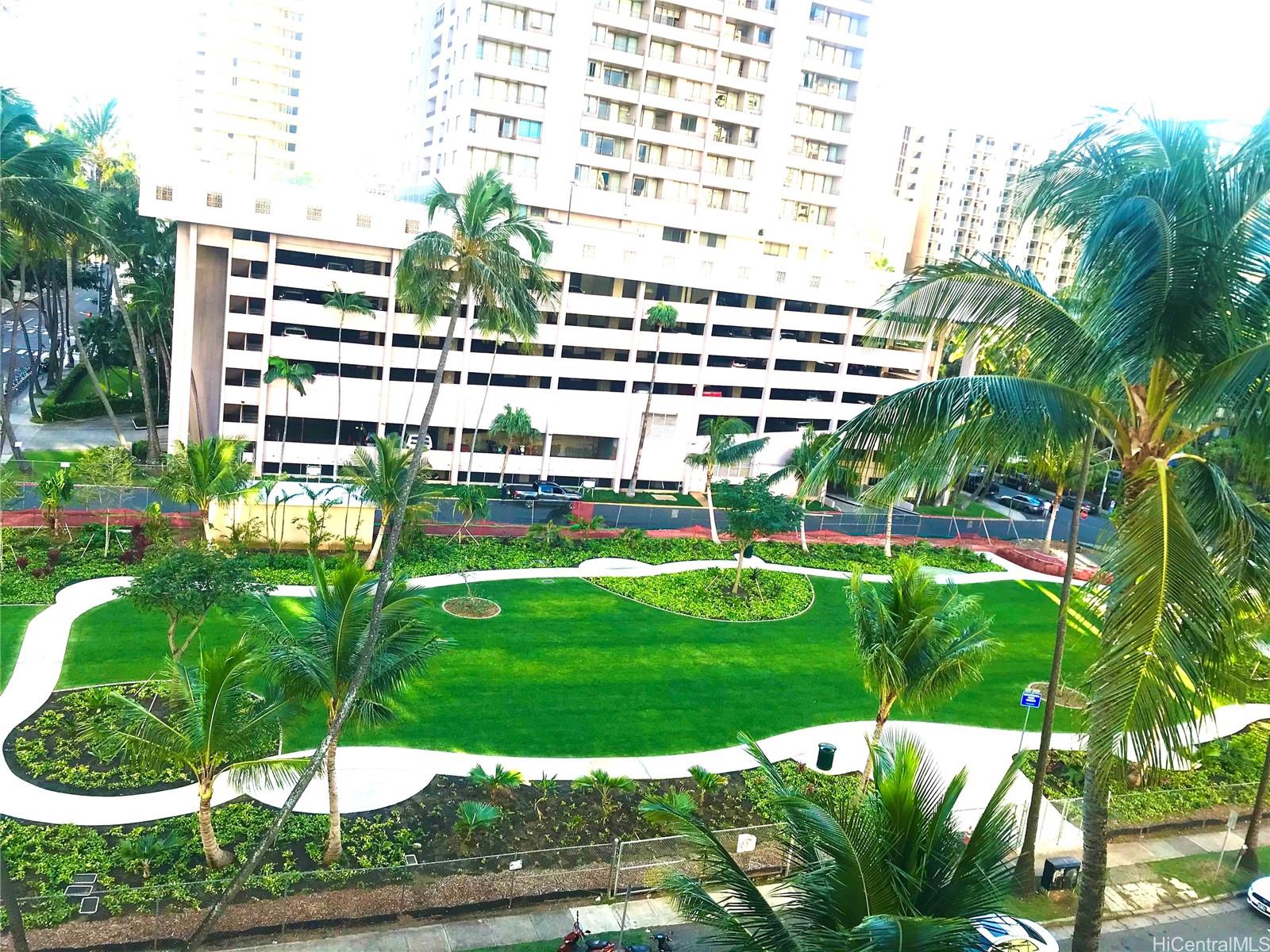 Photo 18 of 21