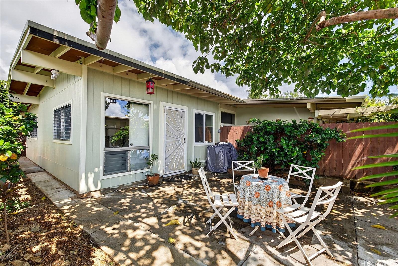 Photo 20 of 25