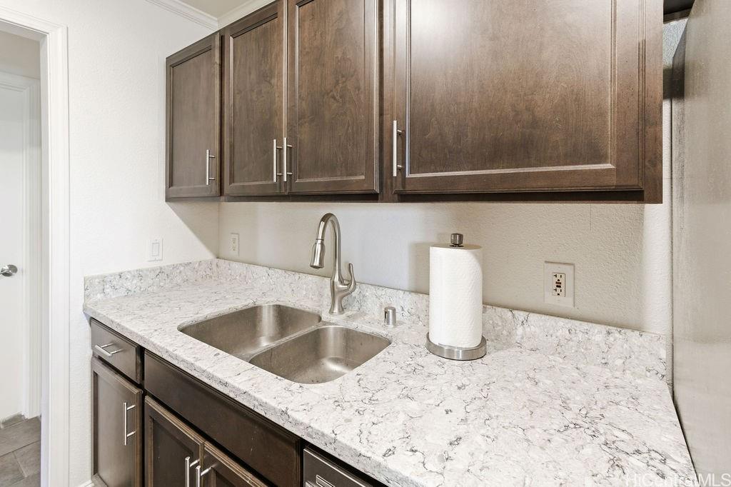 91-1040 Kaiau Avenue  Unit 12F