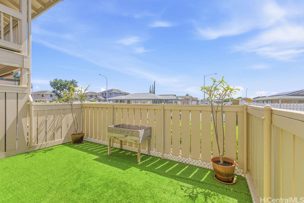 91-1040 Kaiau Avenue  Unit 12F