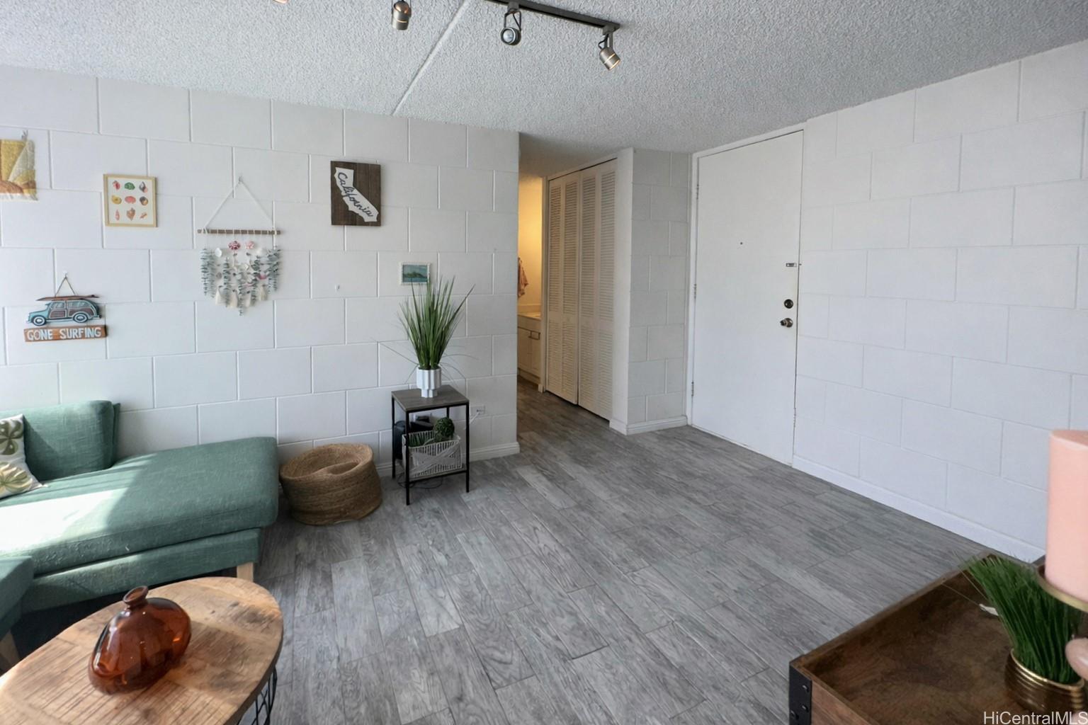 2845 Waialae Avenue  Unit 321