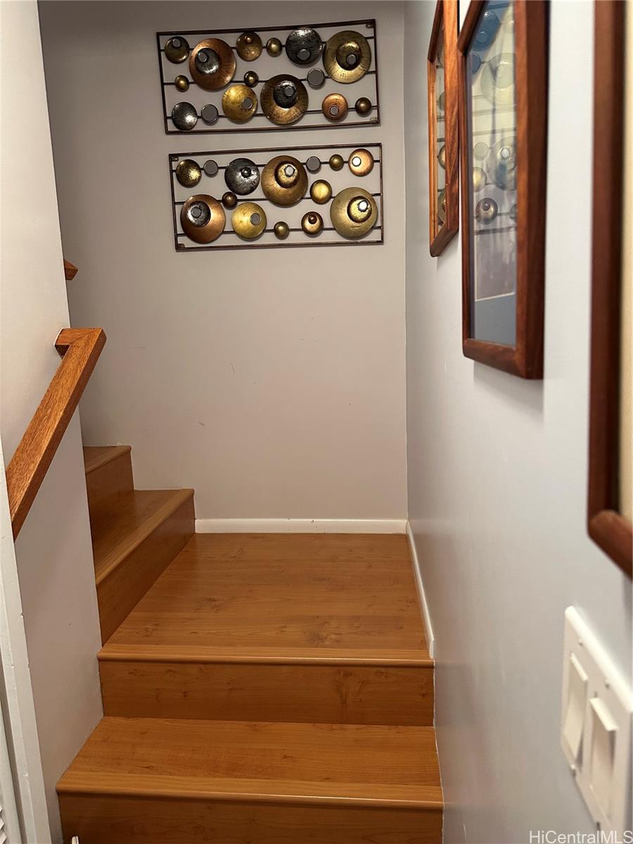 Photo 13 of 18
