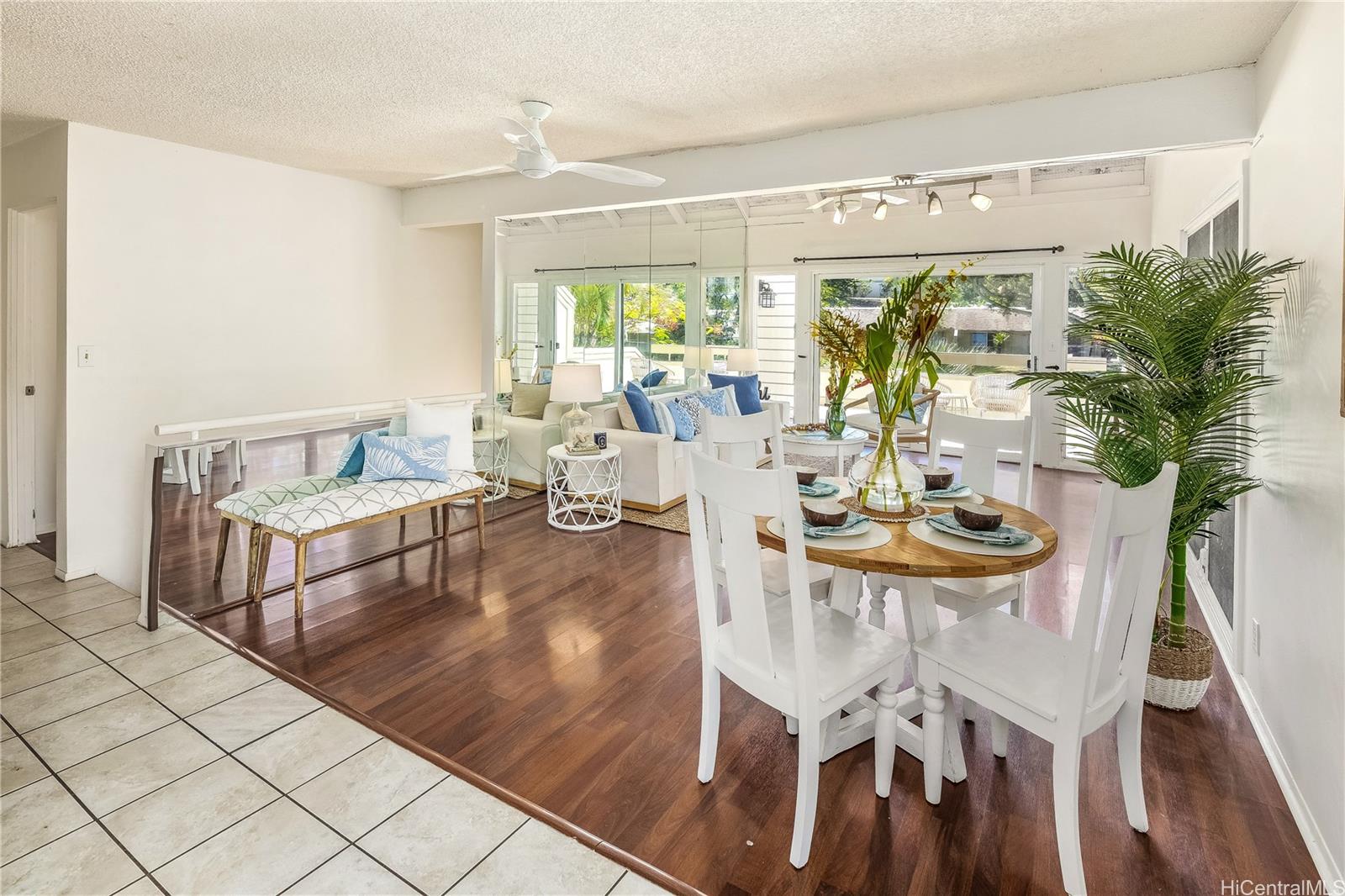 Photo 5 of 25