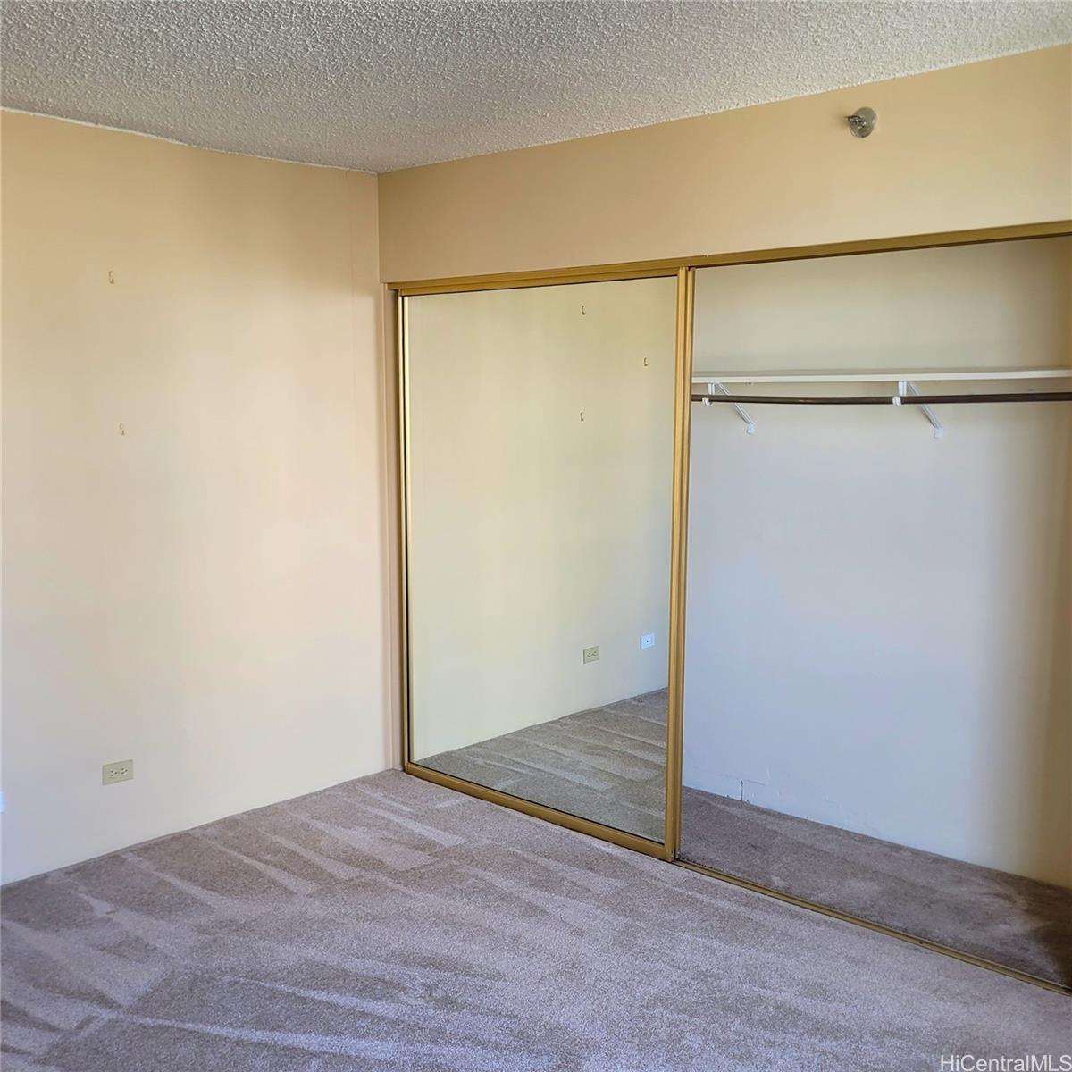 581 Kamoku Street  Unit 908