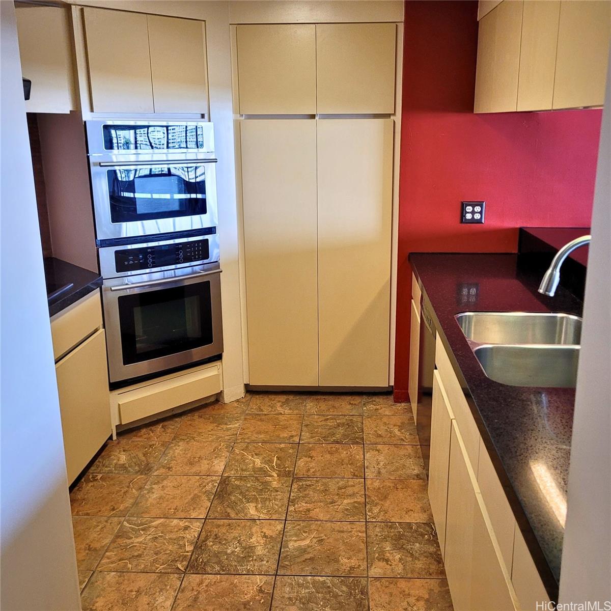 581 Kamoku Street  Unit 908