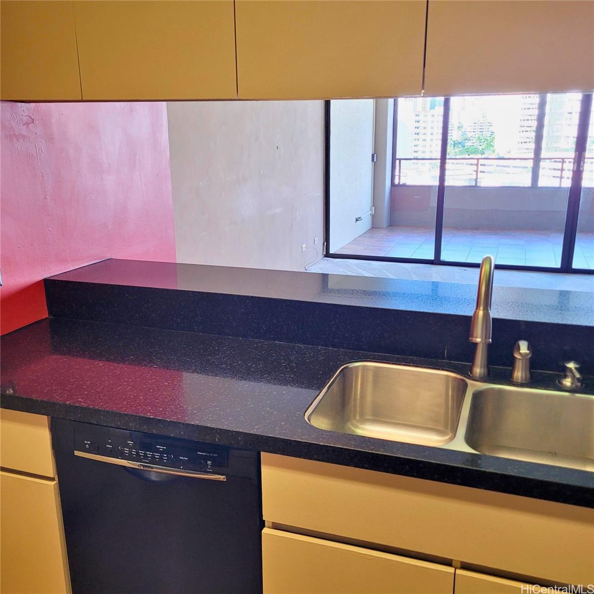 581 Kamoku Street  Unit 908