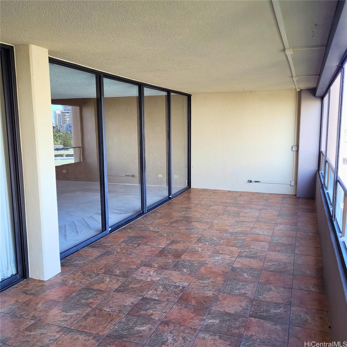 581 Kamoku Street  Unit 908