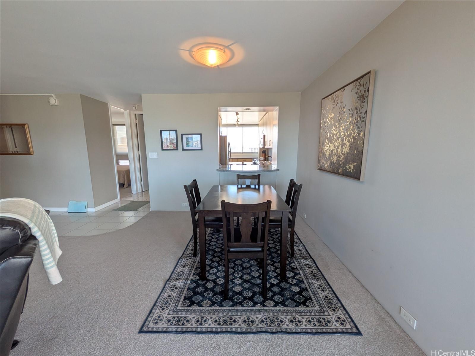 1212 Punahou Street  Unit 1206