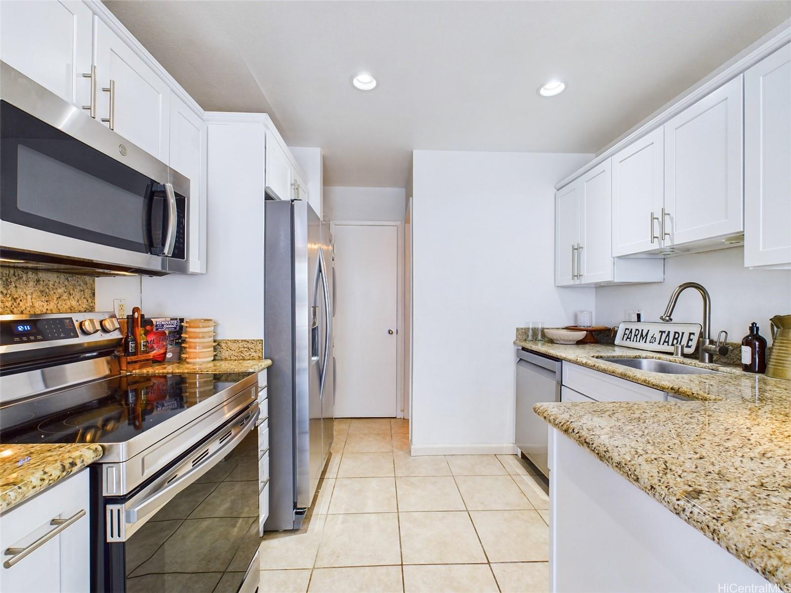 572 Mananai Place  Unit 20A