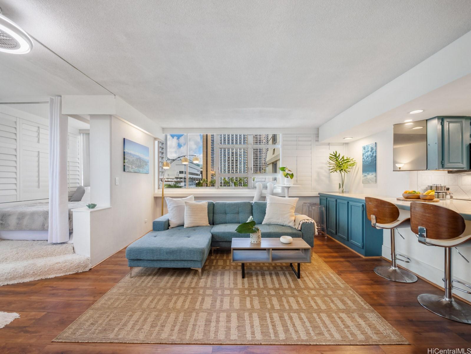 2500 Kalakaua Avenue  Unit 503