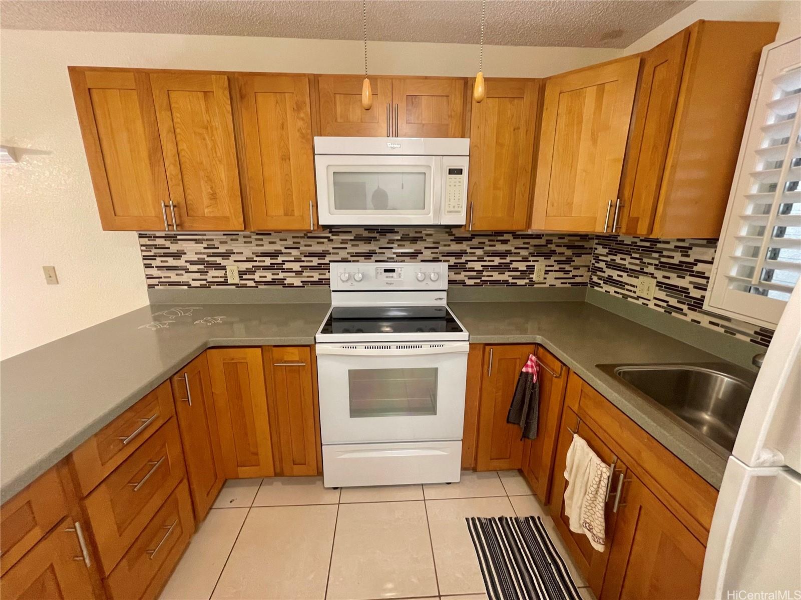 95-1050 Makaikai Street  Unit 14F
