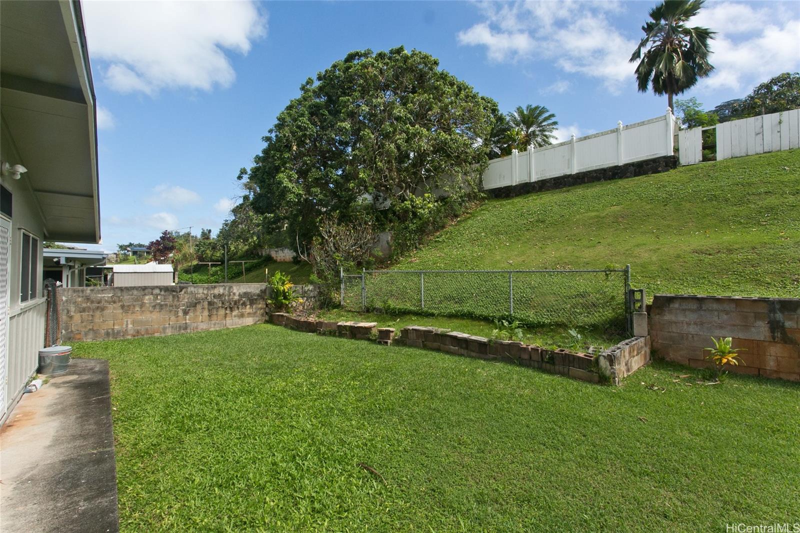 Photo 16 of 16