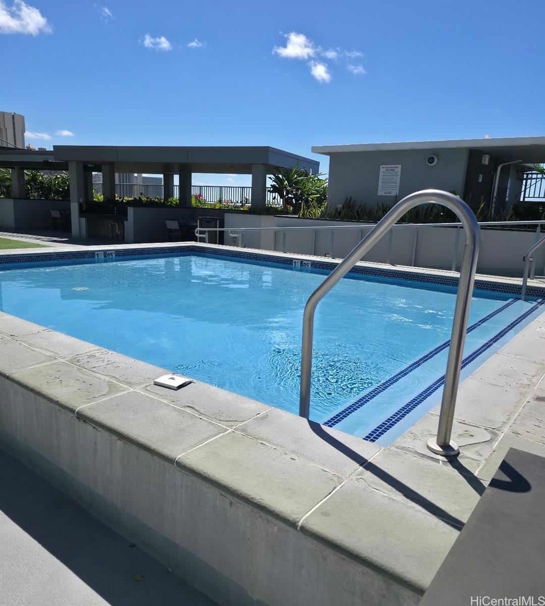 1391 Kapiolani Boulevard  Unit 2411