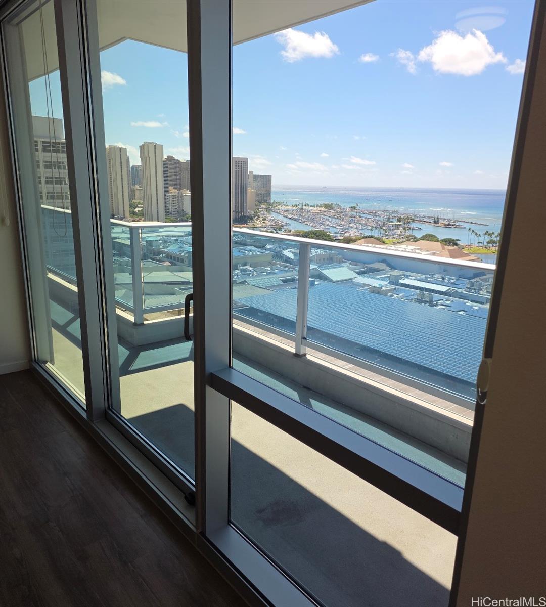 1391 Kapiolani Boulevard  Unit 2411