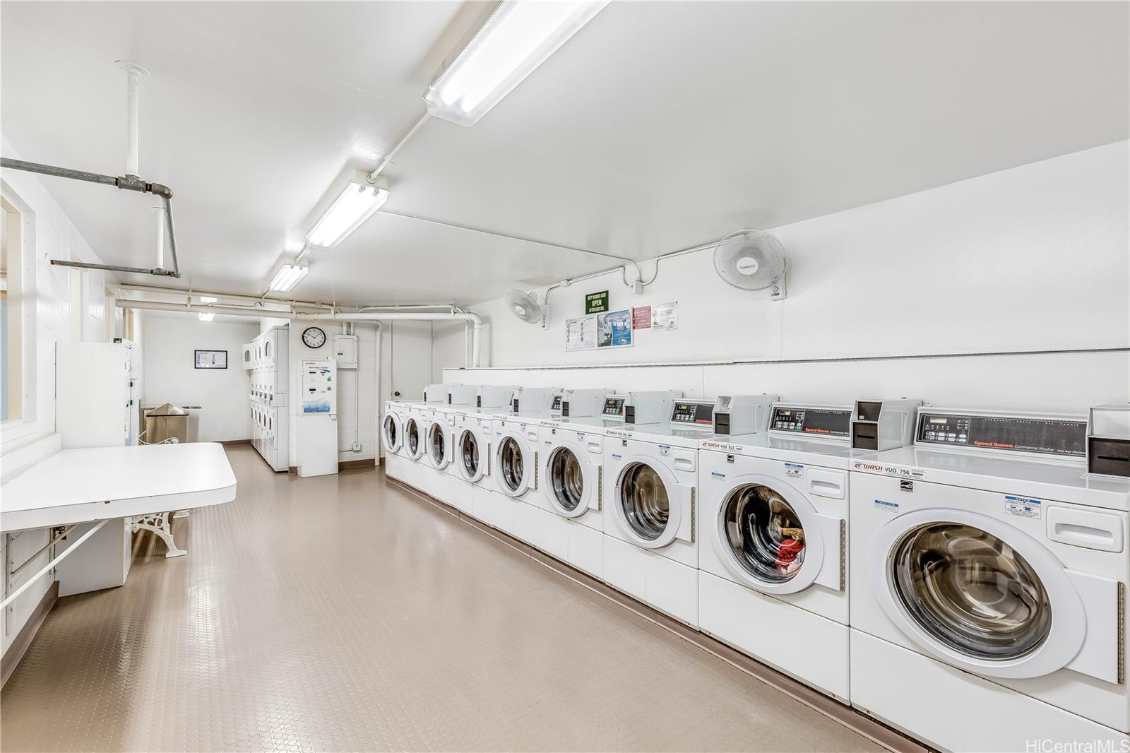 225 Queen Street  Unit 25C