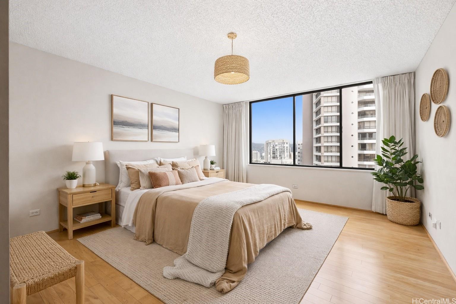 1860 Ala Moana Boulevard  Unit PH2201