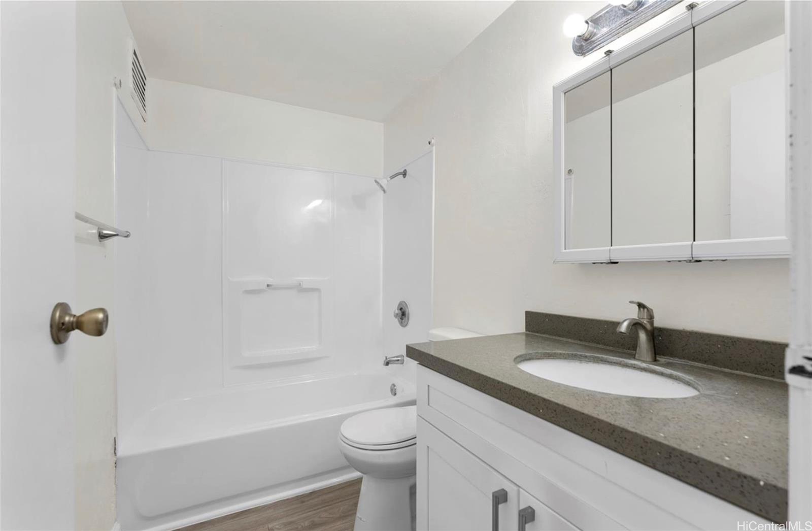 87-123 Helelua Street  Unit G205