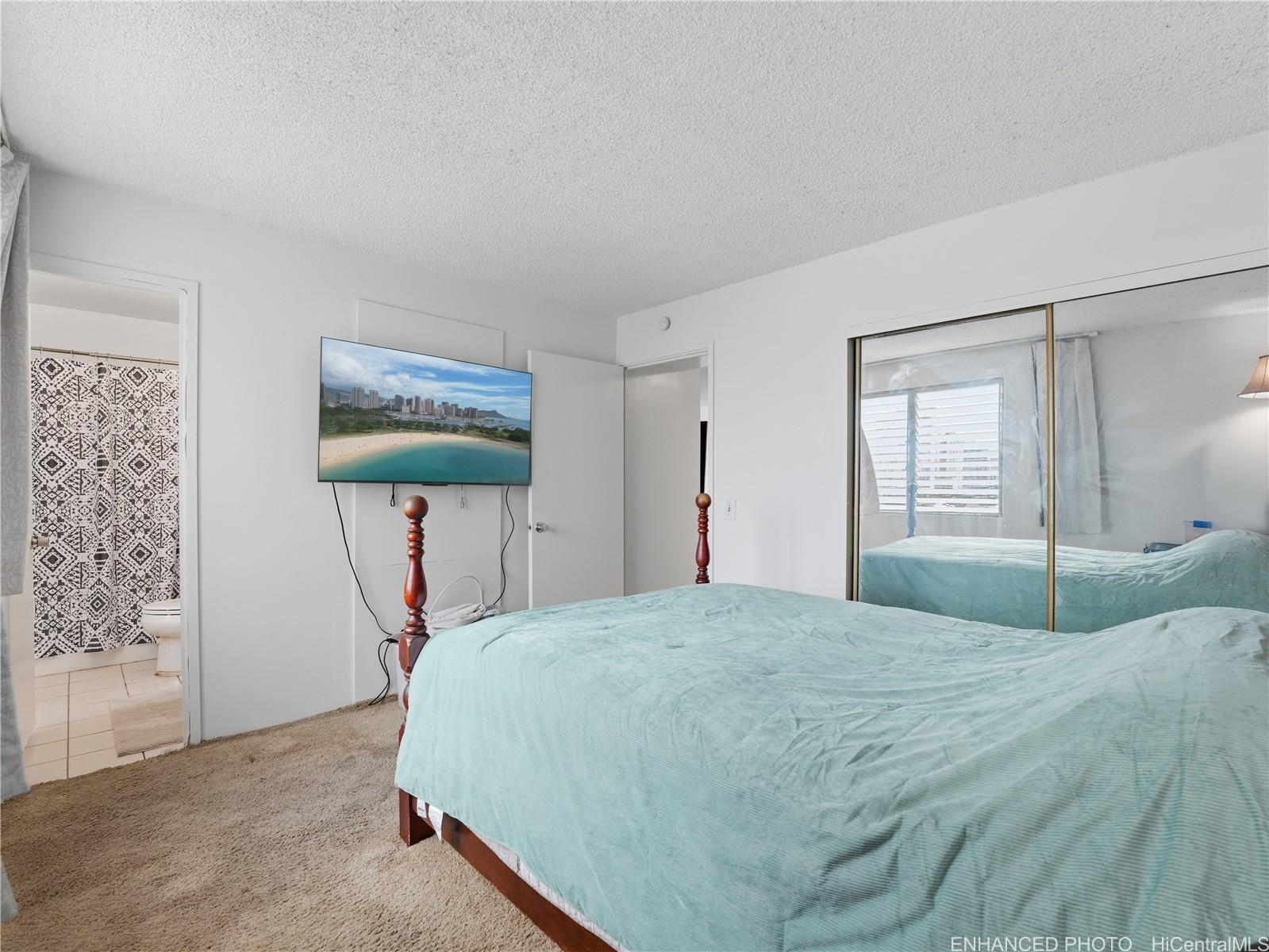 2474 Kapiolani Boulevard  Unit 1002