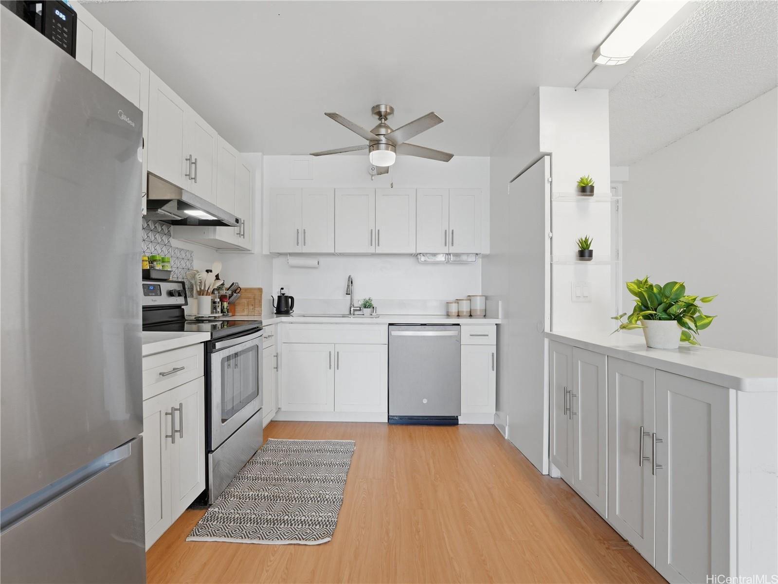 2474 Kapiolani Boulevard  Unit 1002