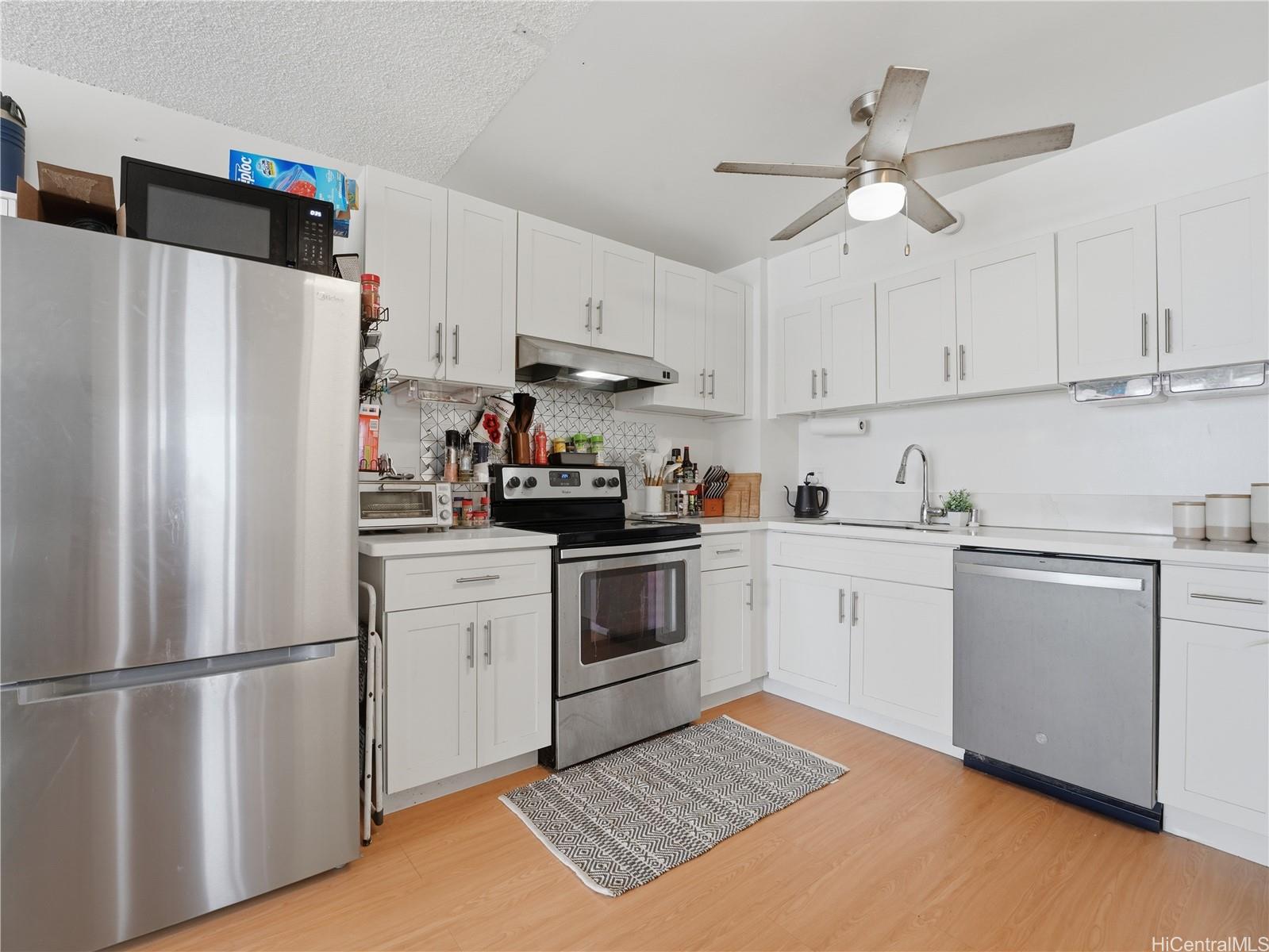 2474 Kapiolani Boulevard  Unit 1002