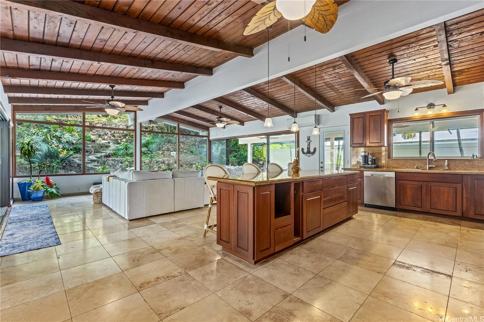 151 Alala Road