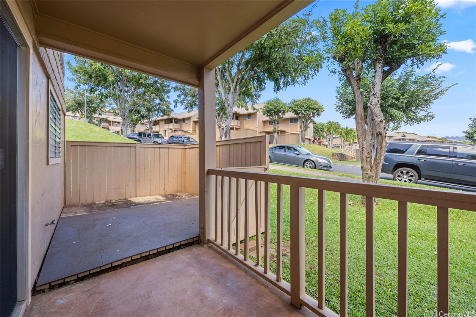 98-1372 Koaheahe Place 18168