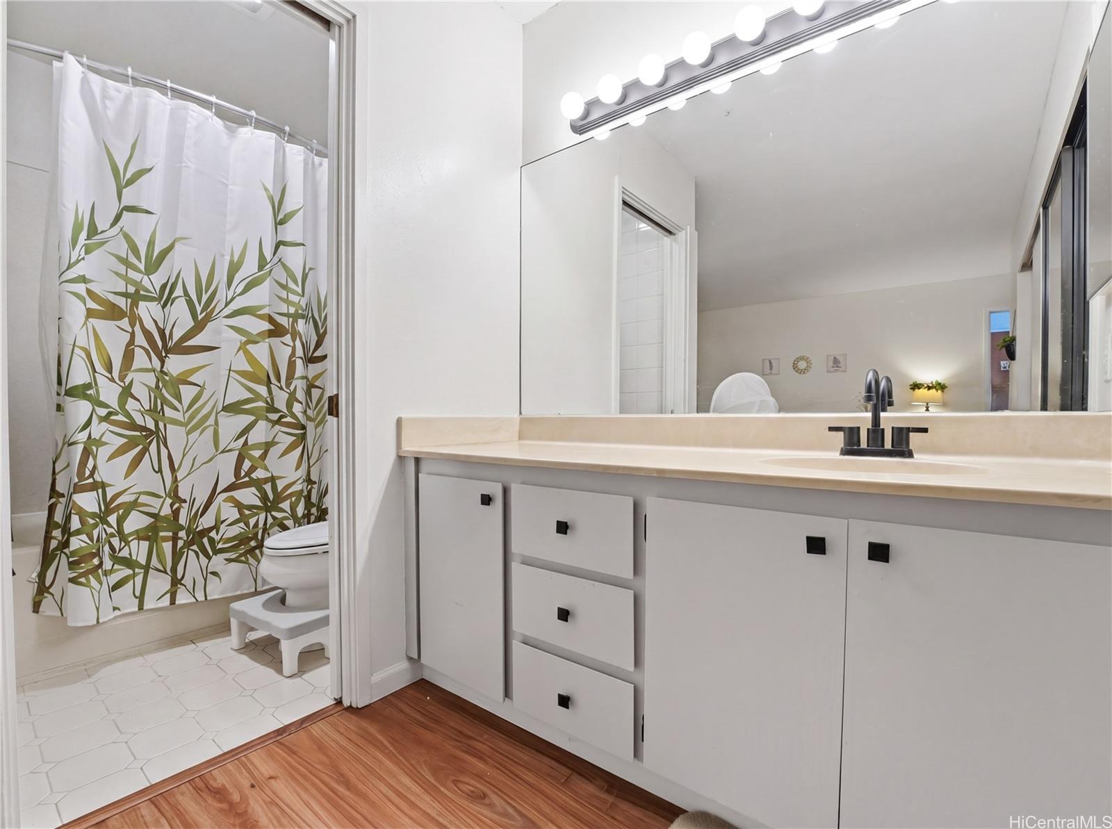 46-054 Puulena Street  Unit 916