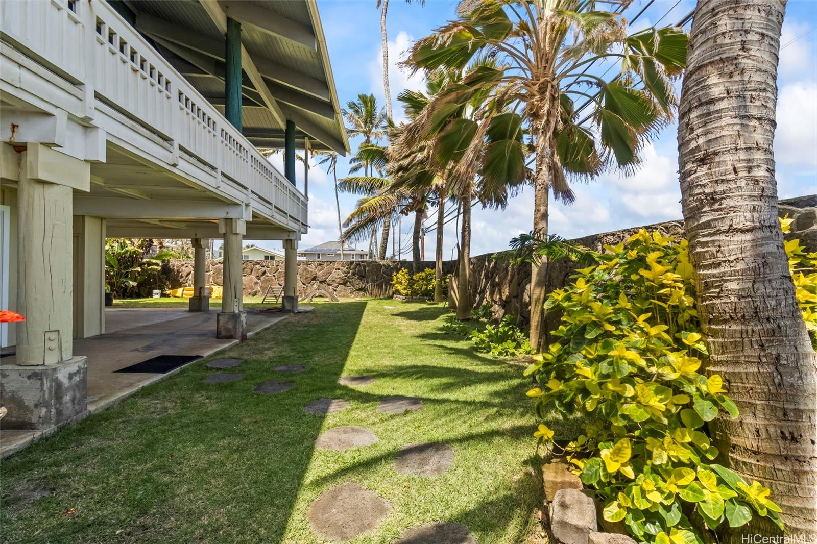 51-408 Kamehameha Highway