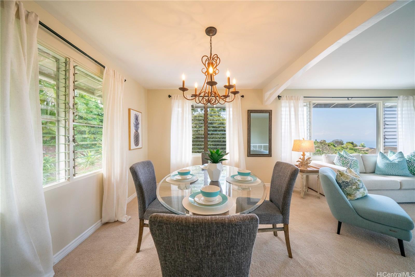 Photo 6 of 25