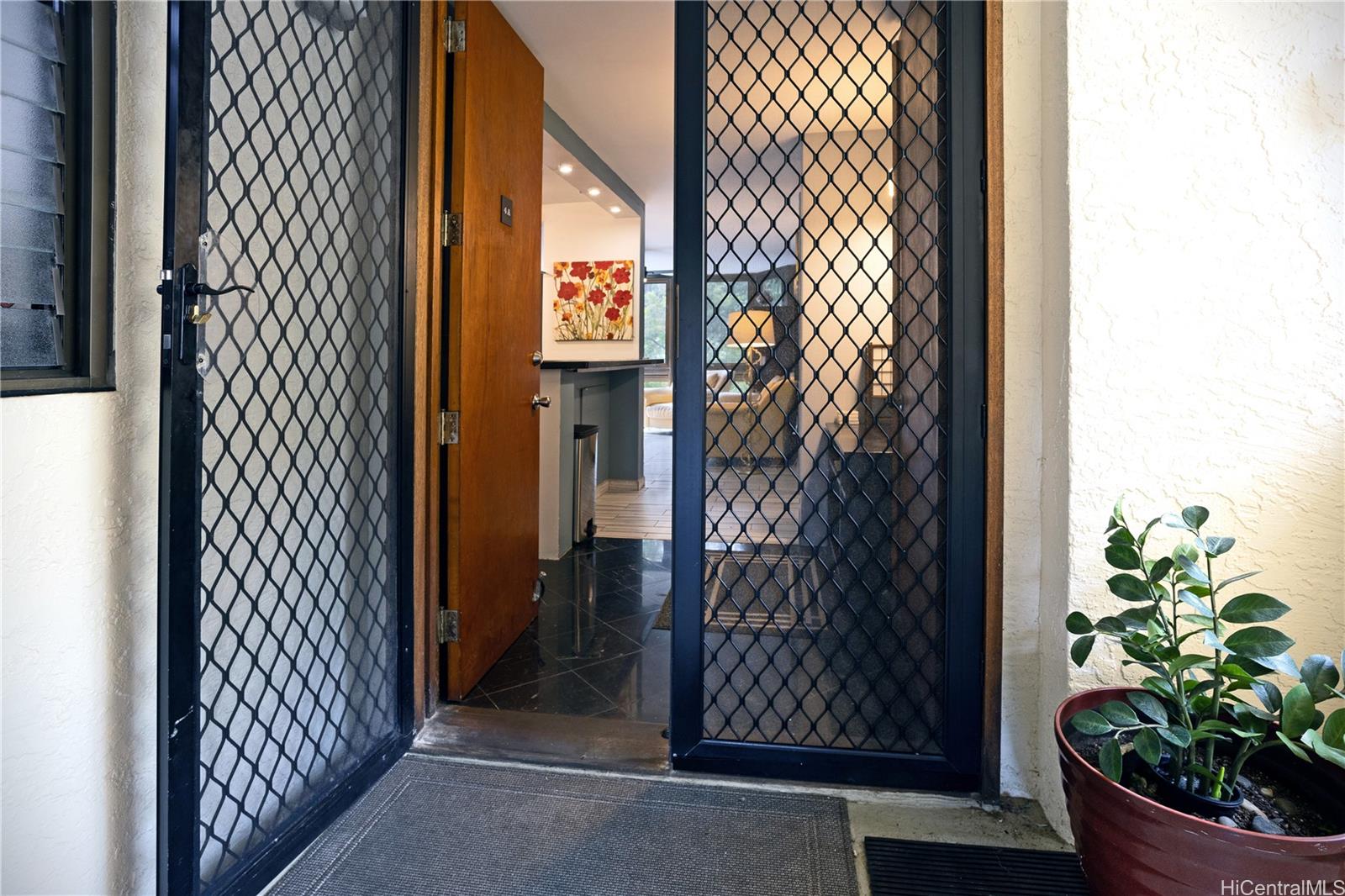 Photo 2 of 23