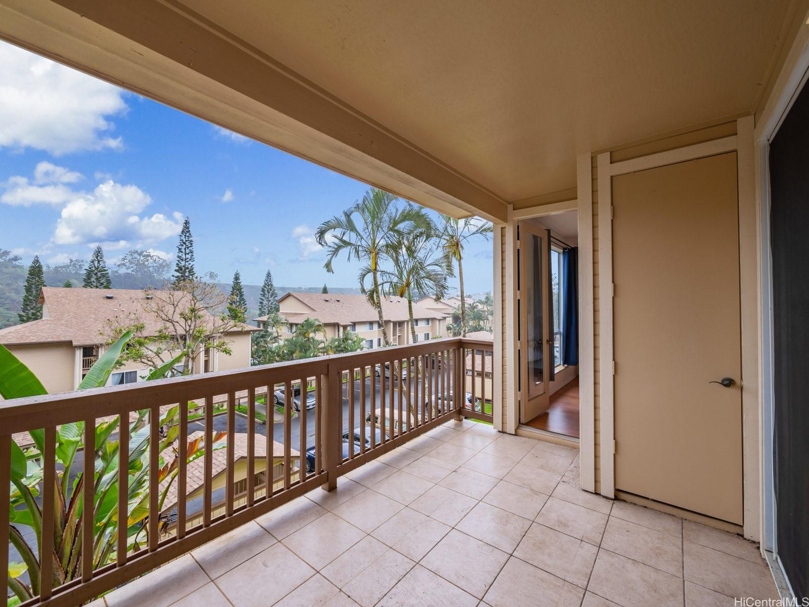 95-982 Wikao Street  Unit L203