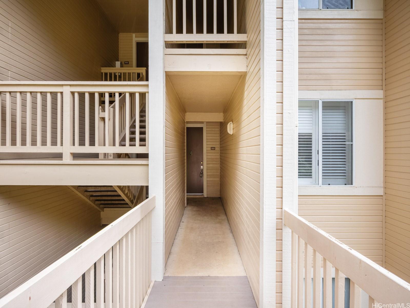 95-982 Wikao Street  Unit L203