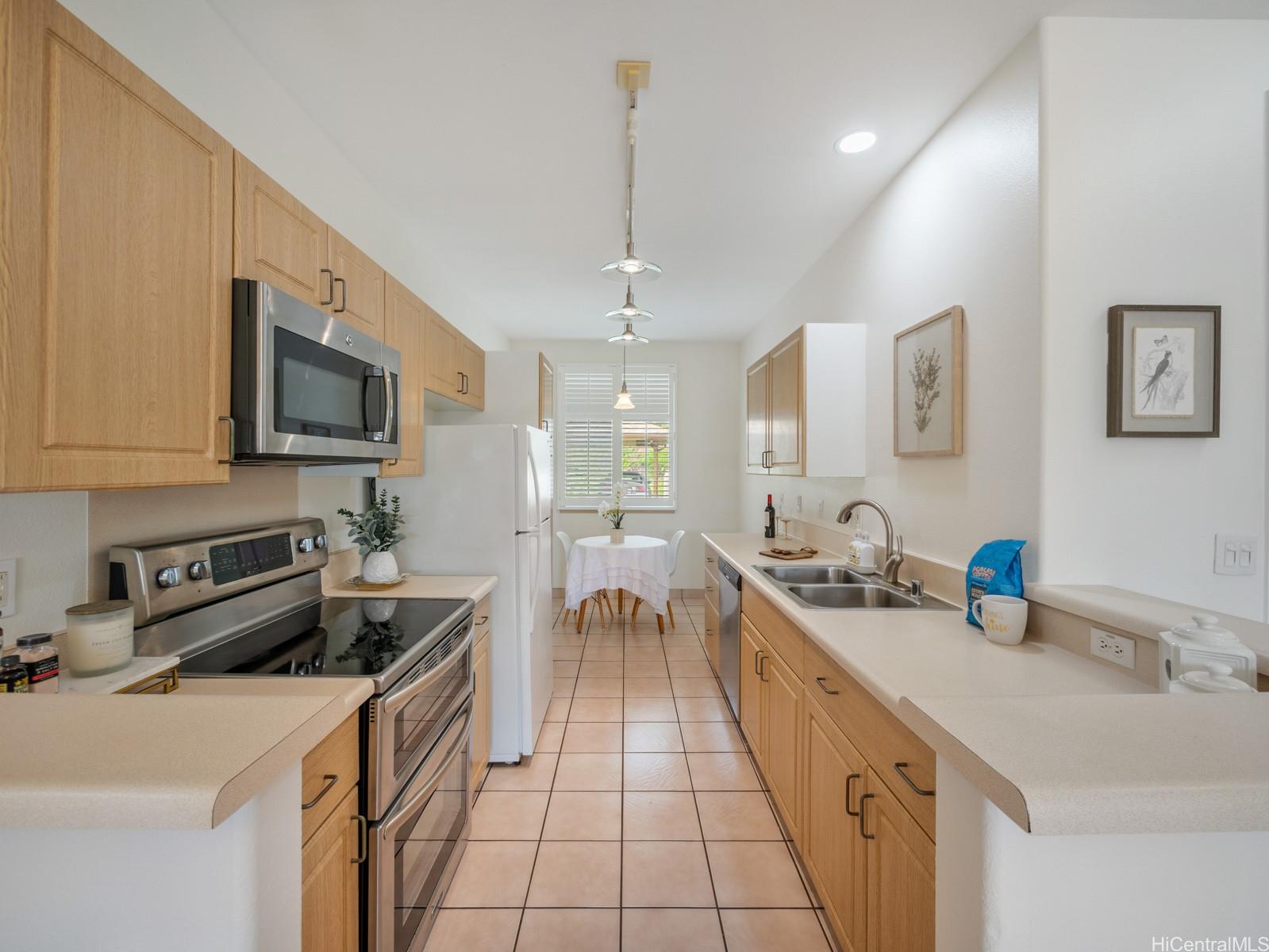 95-982 Wikao Street  Unit L203