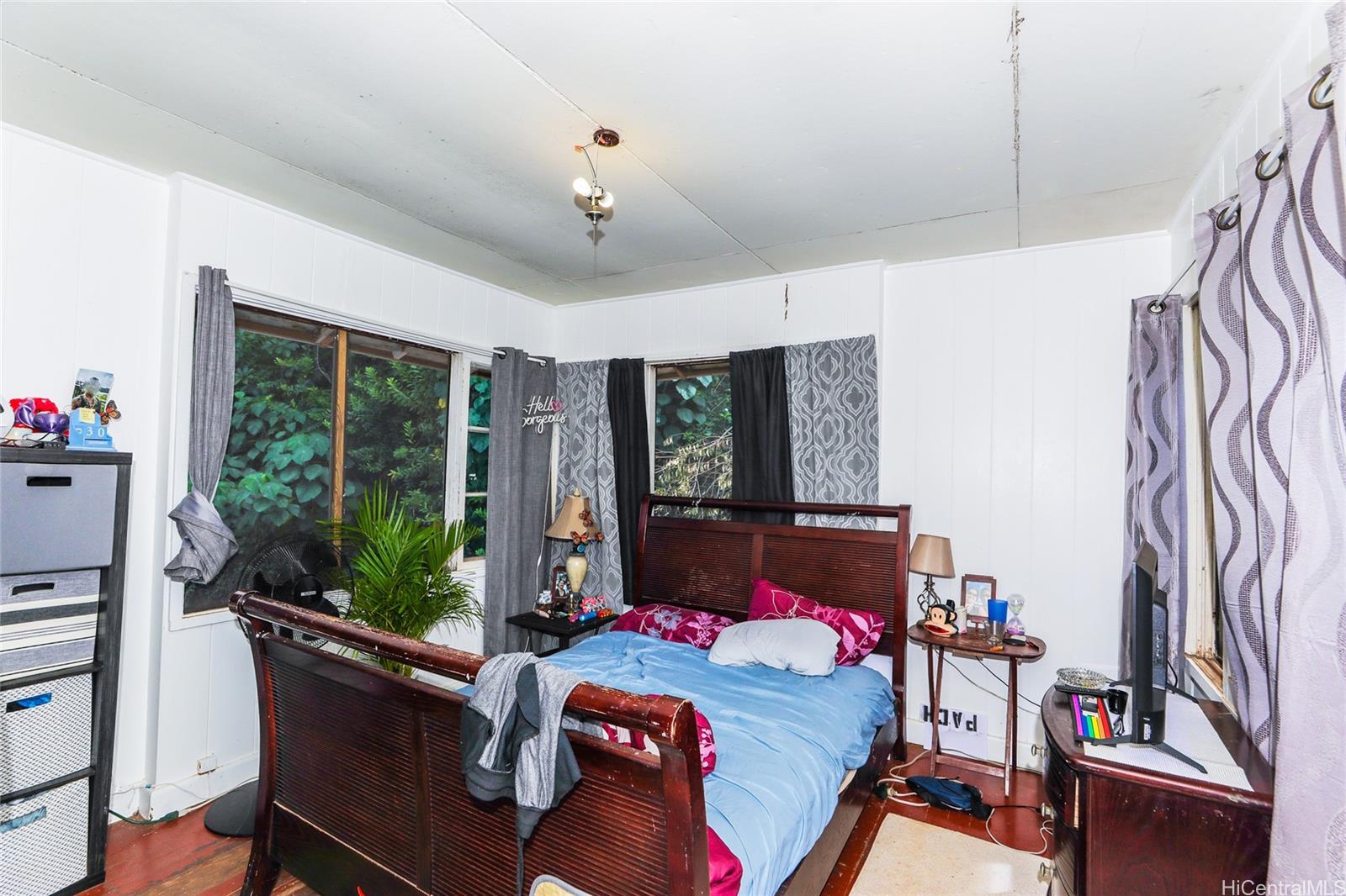 Photo 24 of 25