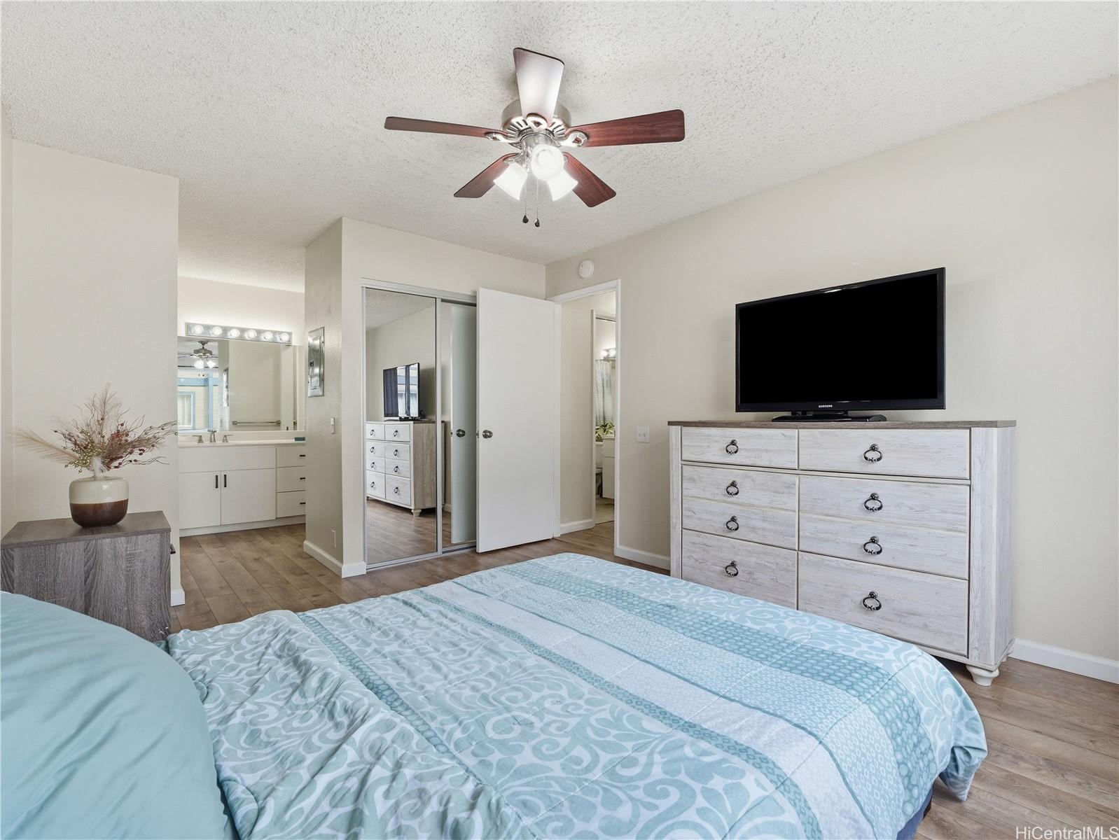 91-269 Hanapouli Circle  Unit 15G