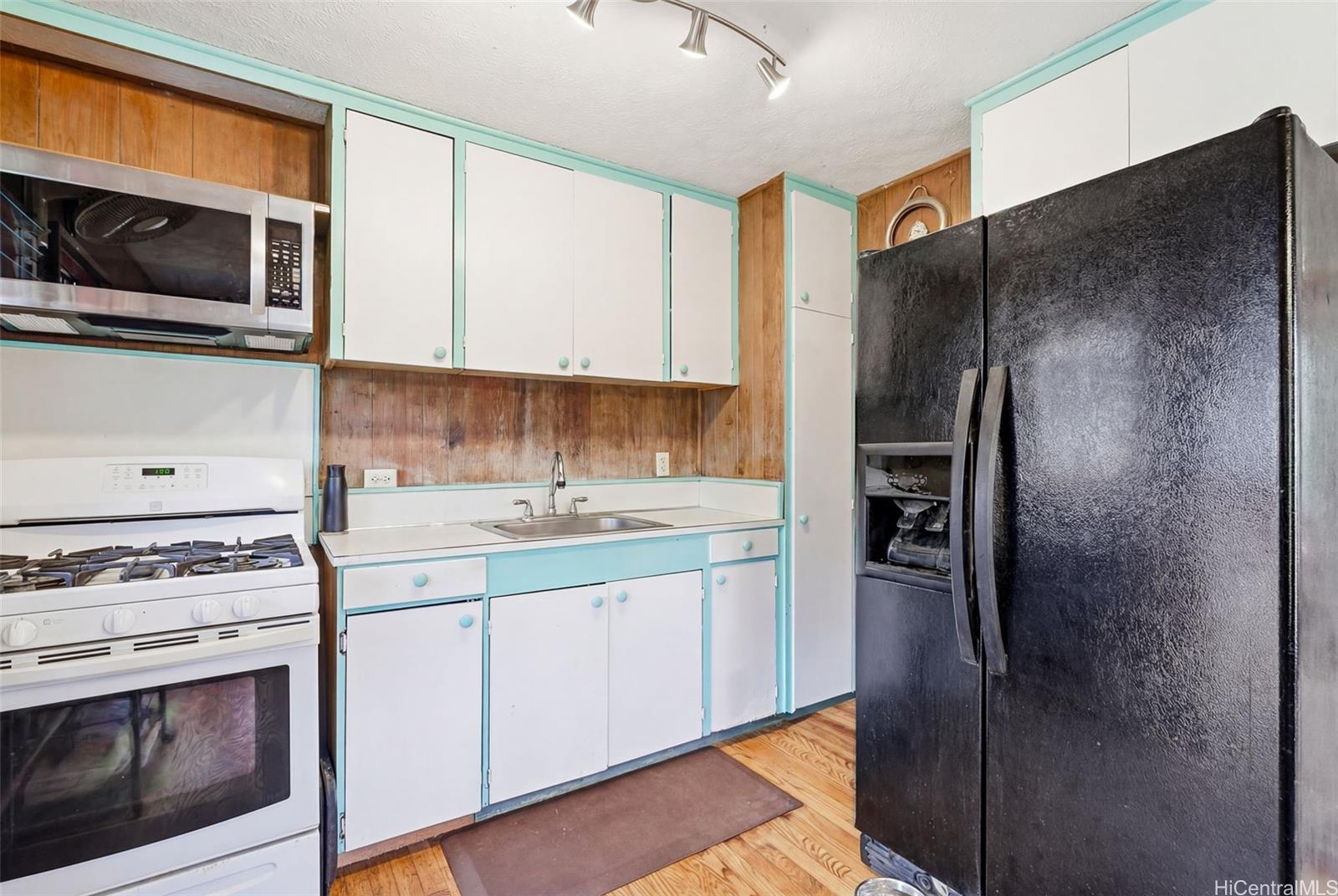 66-409 Paalaa Road  Unit B