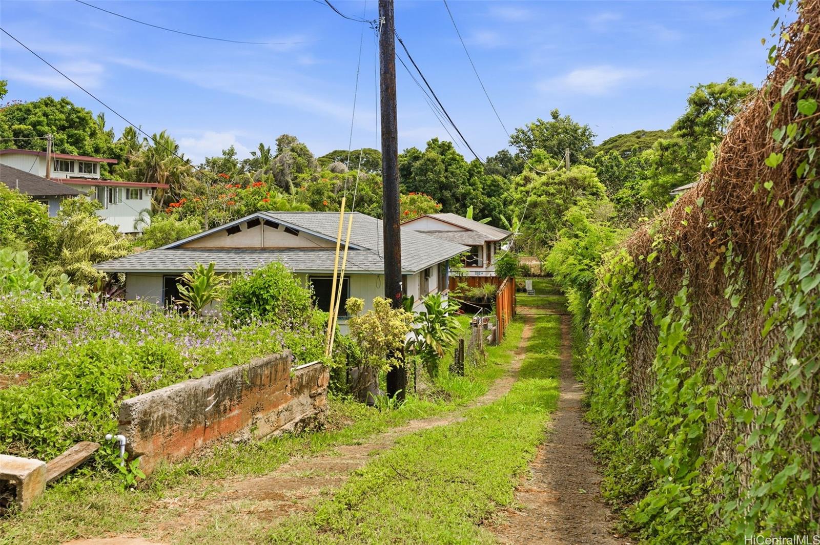66-409 Paalaa Road  Unit B