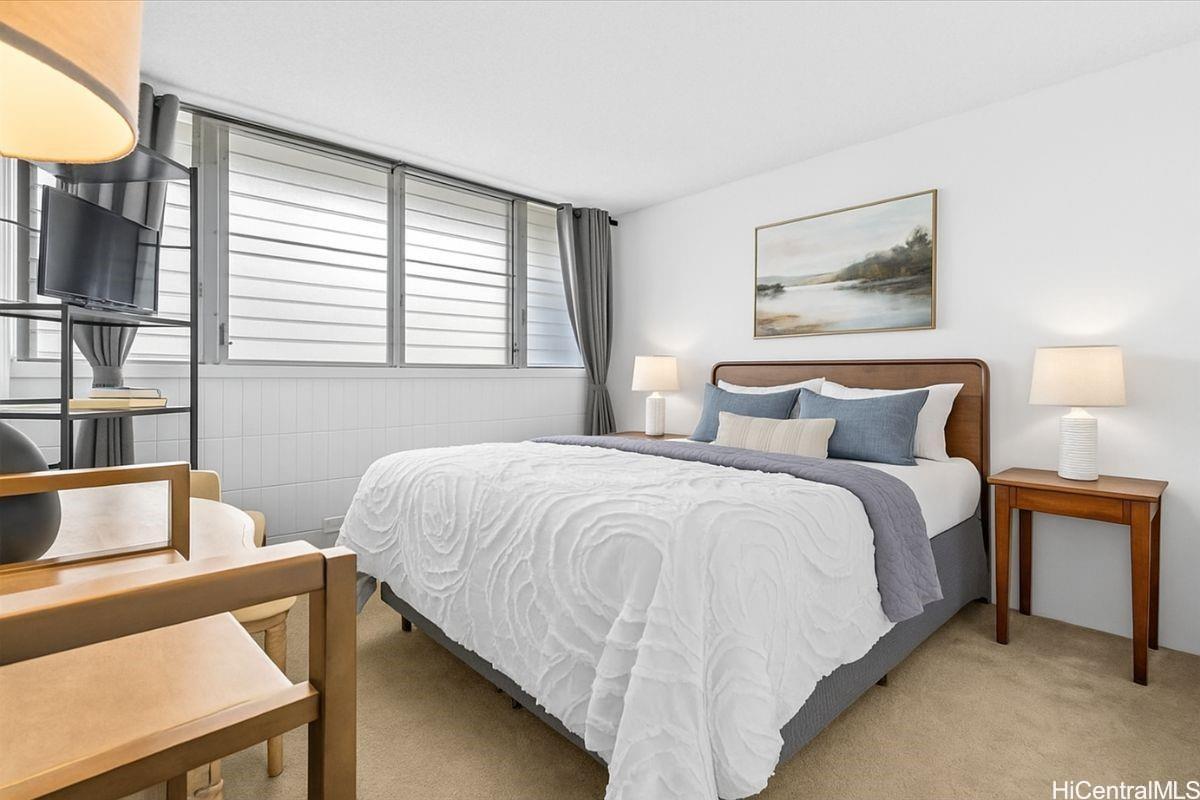 1325 Wilder Avenue  Unit 5 Makai