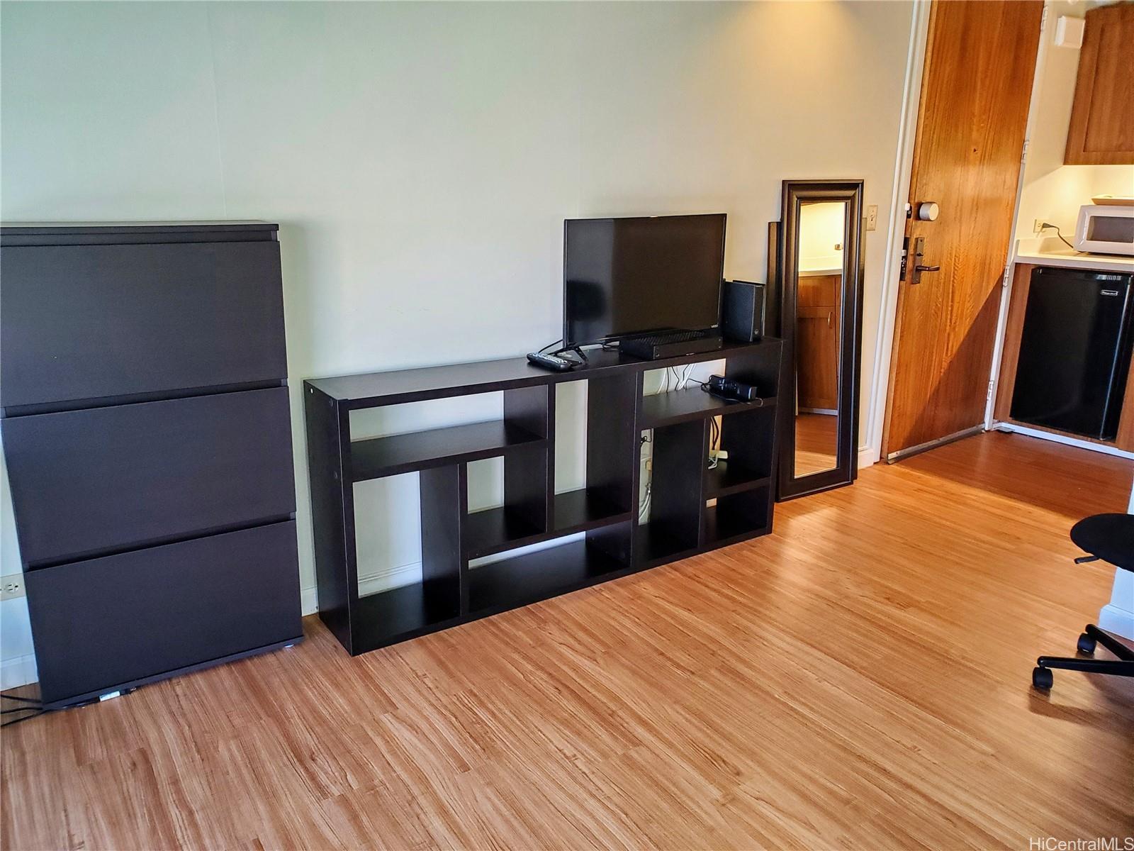 1750 Kalakaua Avenue  Unit 912